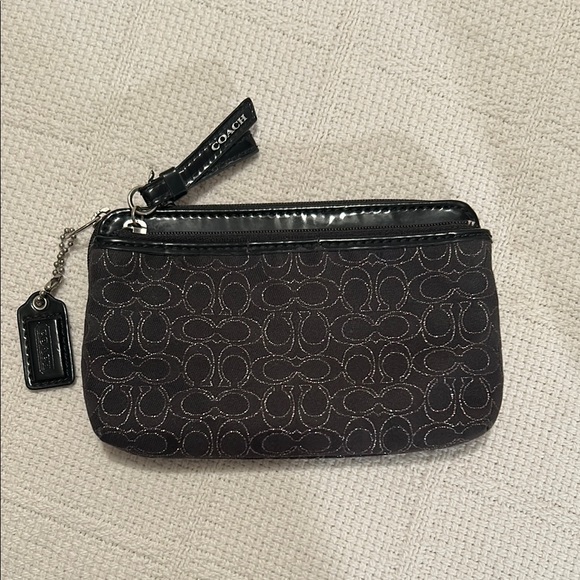 Coach Handbags - Coach Signature Quilted Wristlet Double Zipper Black Purple Lining